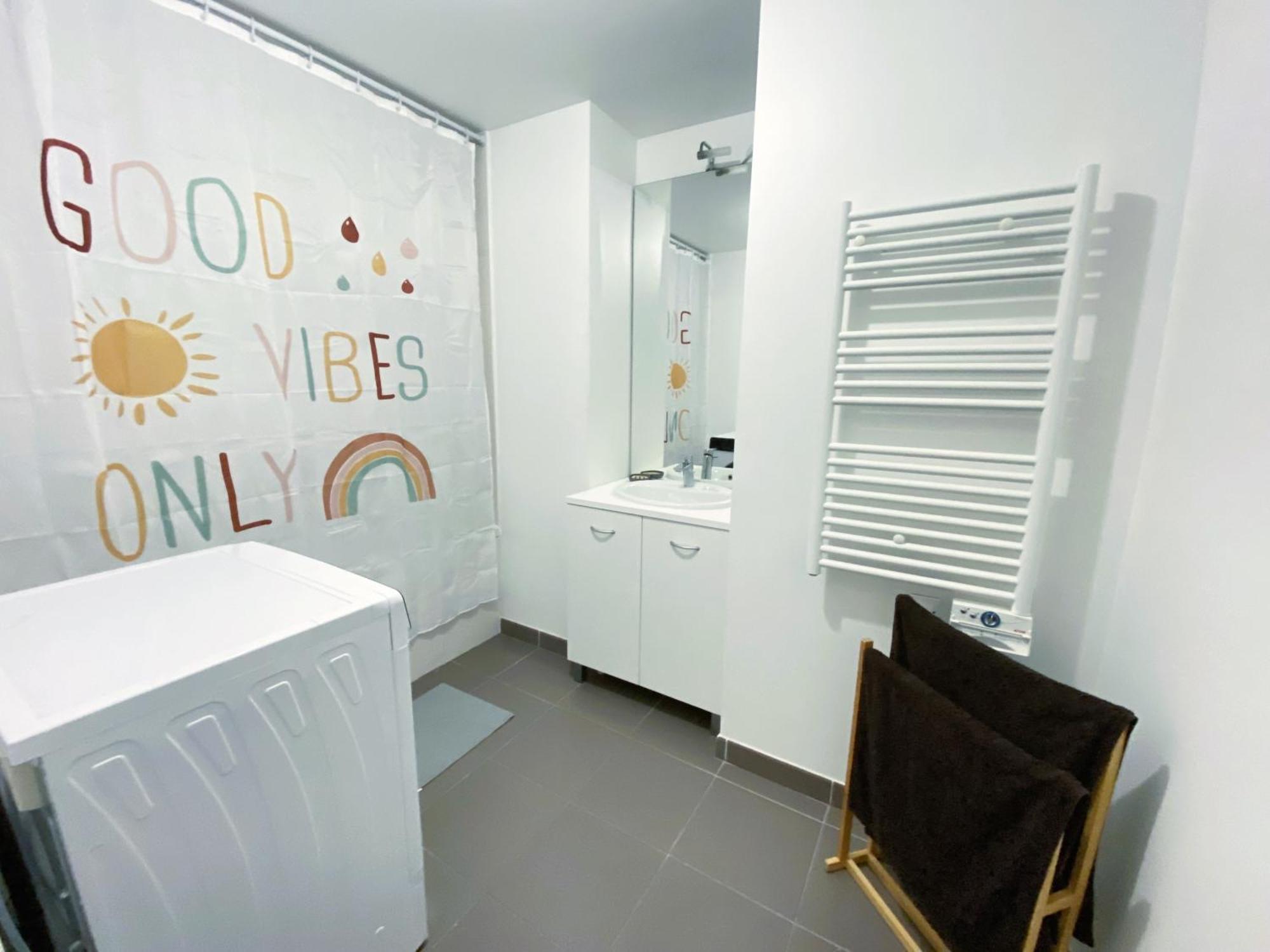 New Joliette Comfortable Apartment Well Located With Private Parking มาร์กเซย ภายนอก รูปภาพ
